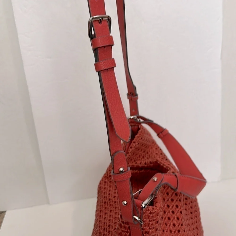 PARFOIS Basket weave HOBO/SHOULDER BAG in an orangish red color NWOT